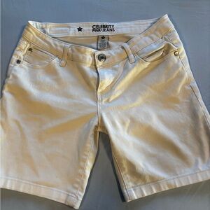 Celebrity Pink White Denim Shorts Stretch Mid Rise Size 7